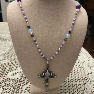 Elegant Purple and Silver Beaded Necklace